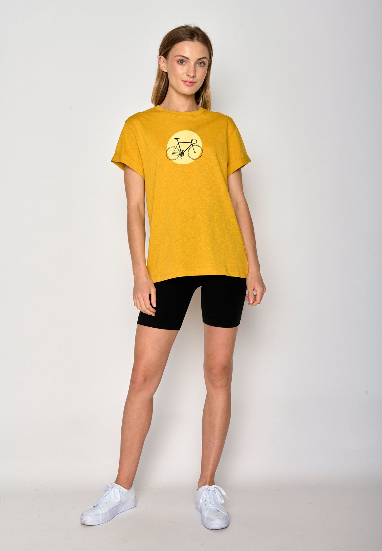 Golden Yellow: Lässiges T-Shirt aus Bio-Baumwolle für Damen [16964]