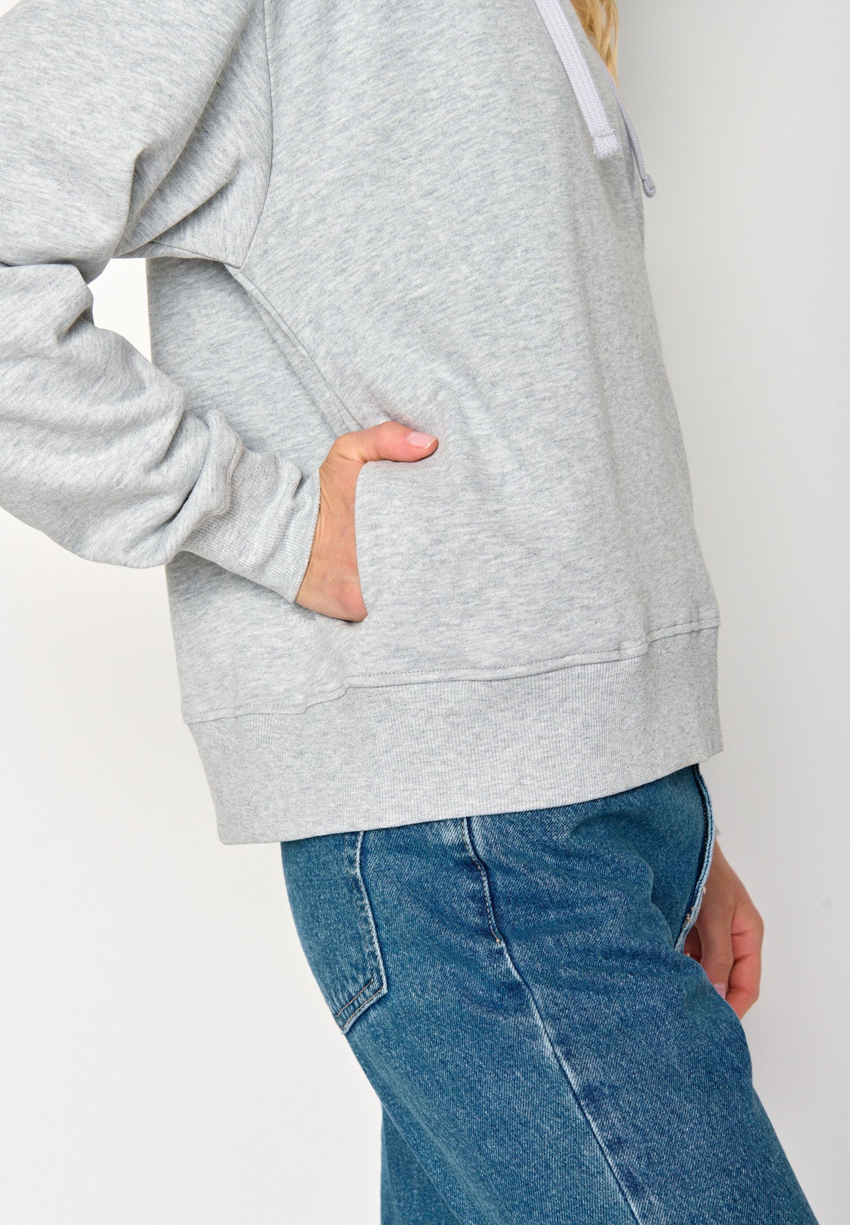 Grau:  Gemütlicher Hoodie aus Bio-Baumwoll Mix für Damen [16996]