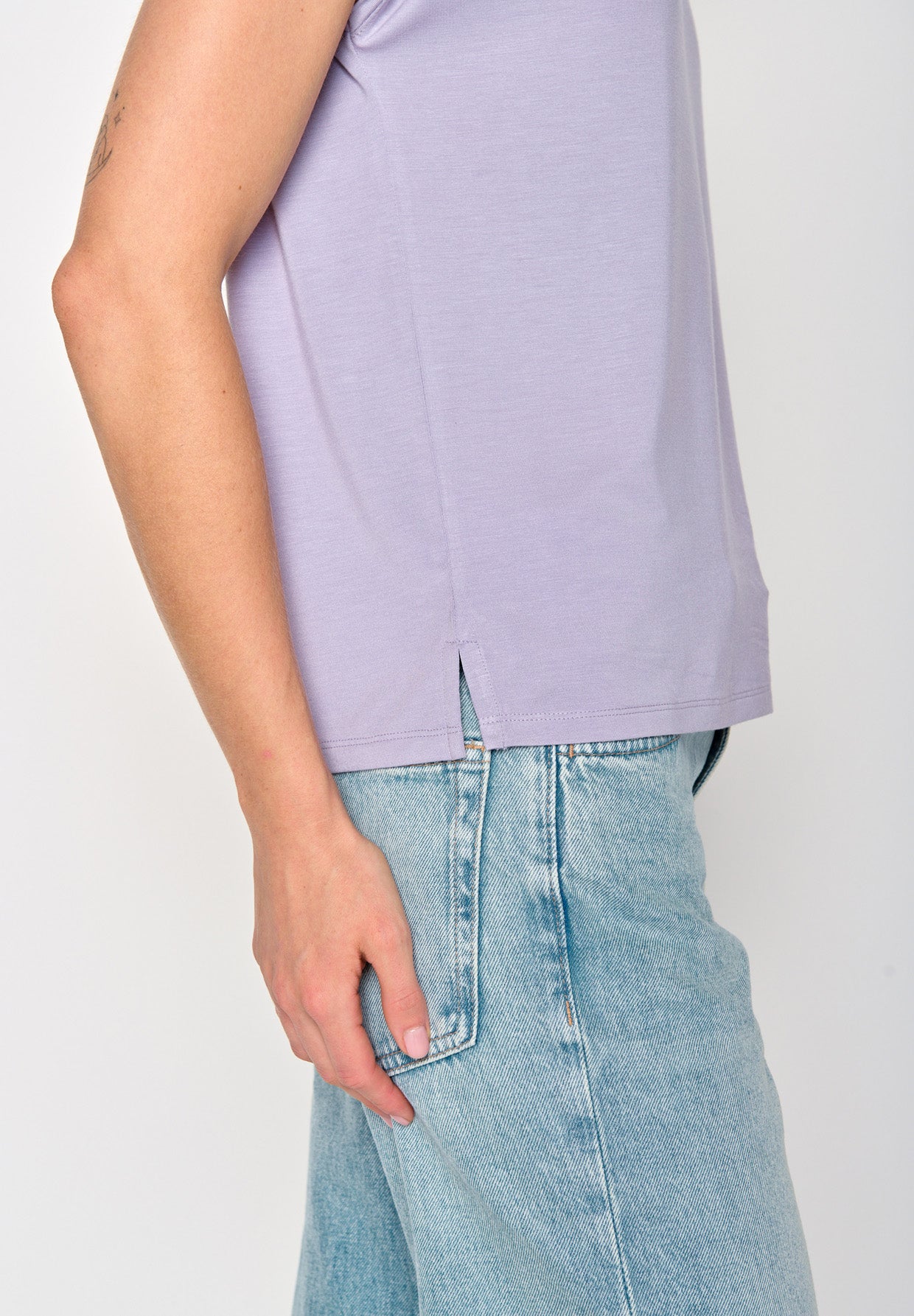 Lila:  Lässiges Shirt aus LENZING™ TENCEL™ Mix für Damen [17007]