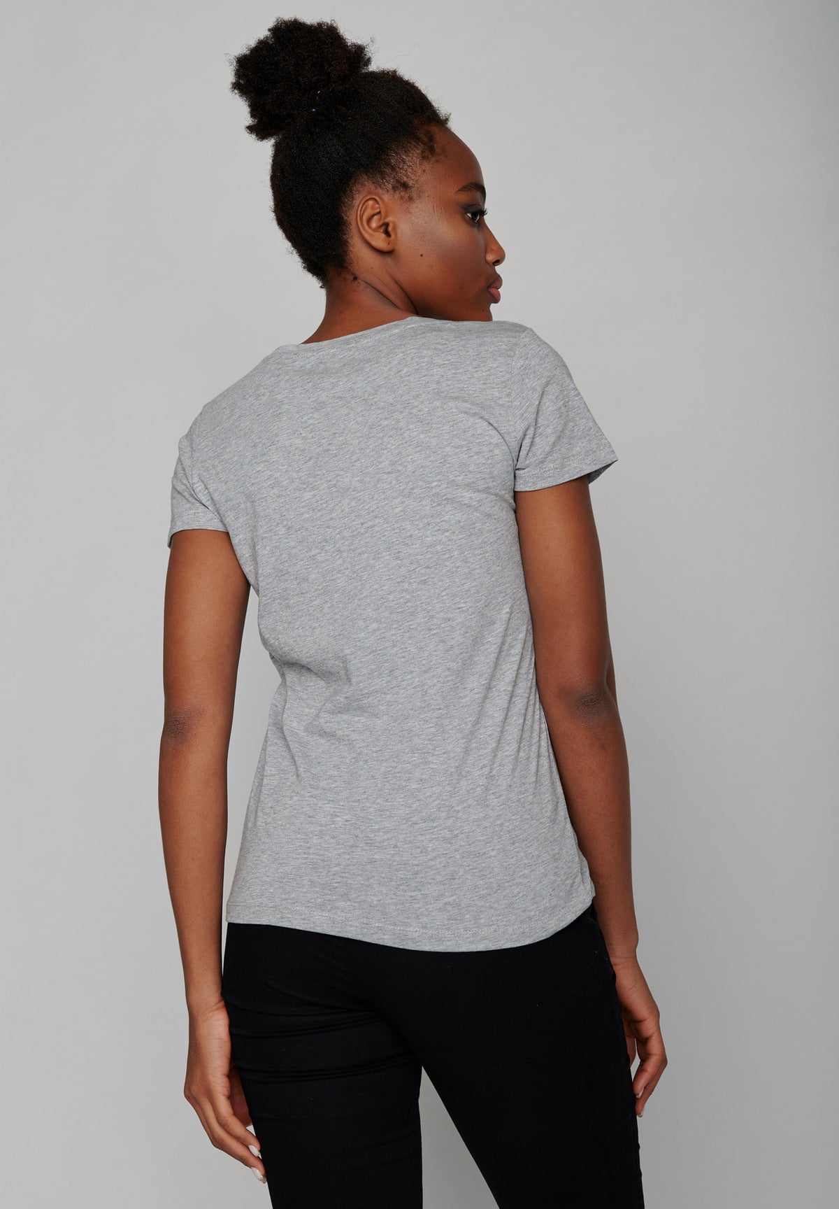 Grau:  Lässiges T-Shirt aus Bio-Baumwolle für Damen [17025]
