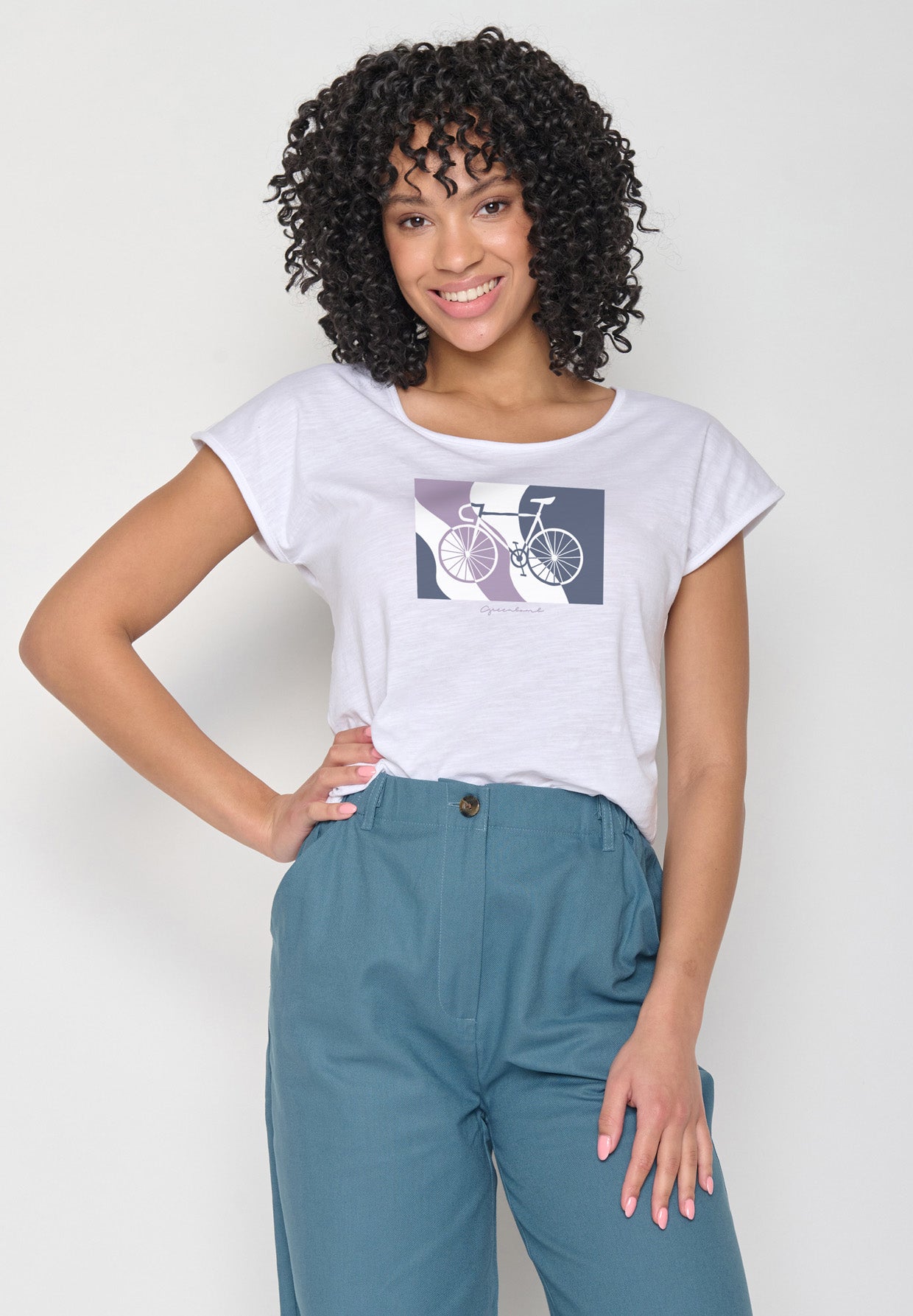 White: Lässiges T-Shirt aus Bio-Baumwolle für Damen [17072]