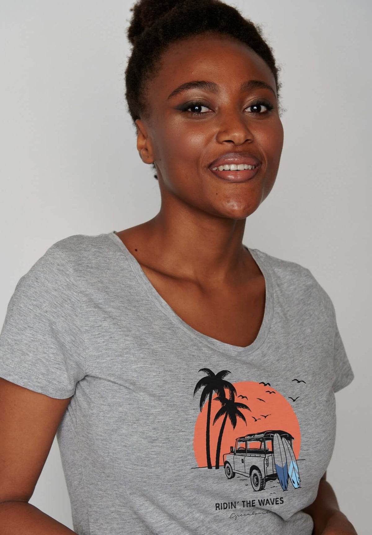 Grau:  Lässiges T-Shirt aus Bio-Baumwolle für Damen [17111]