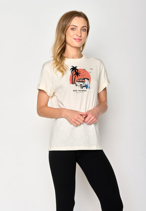 Creme White: Lässiges T-Shirt aus Bio-Baumwolle für Damen [17118]