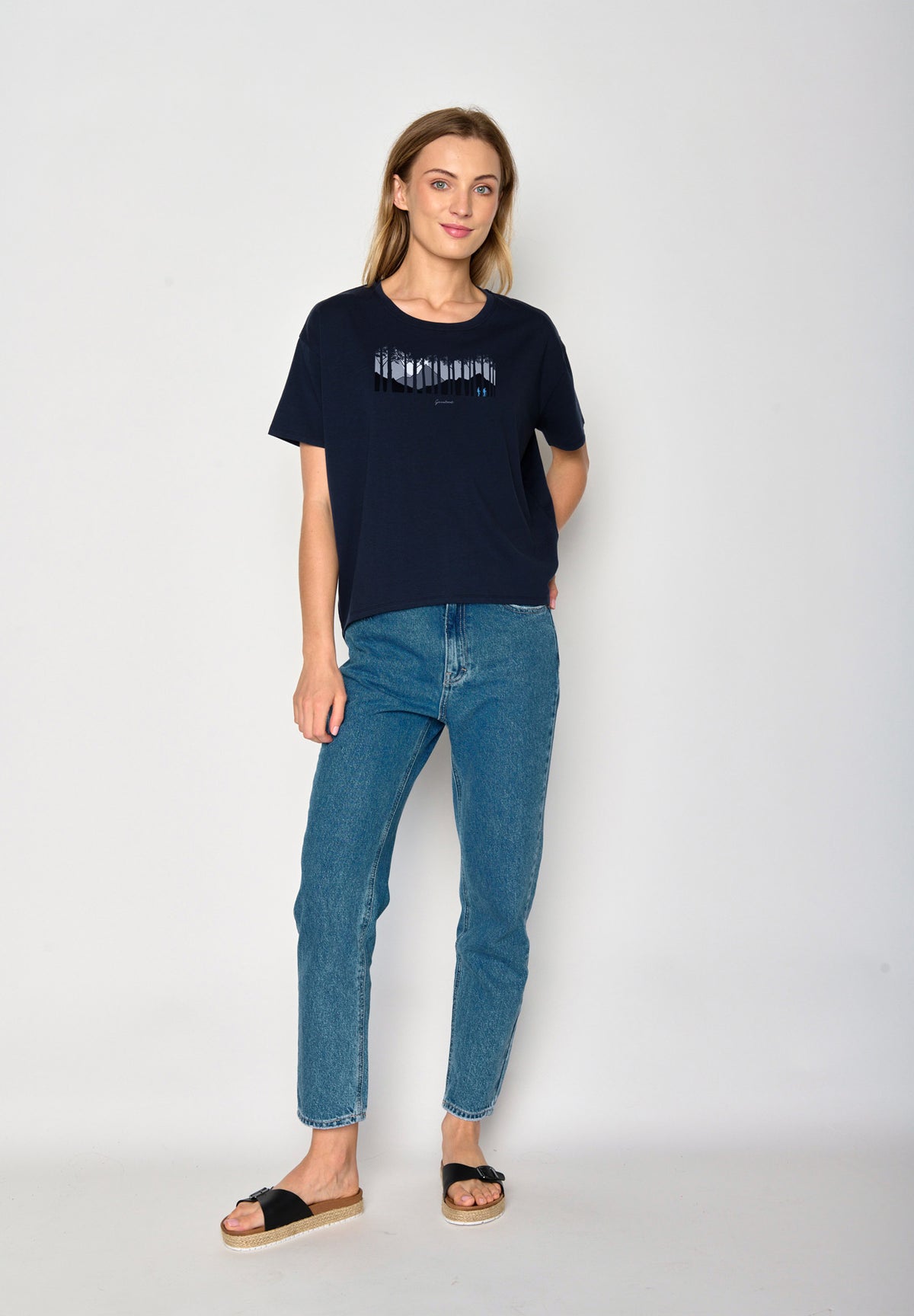 Navy: Lässiges T-Shirt aus Bio-Baumwoll-Mix für Damen [17213]