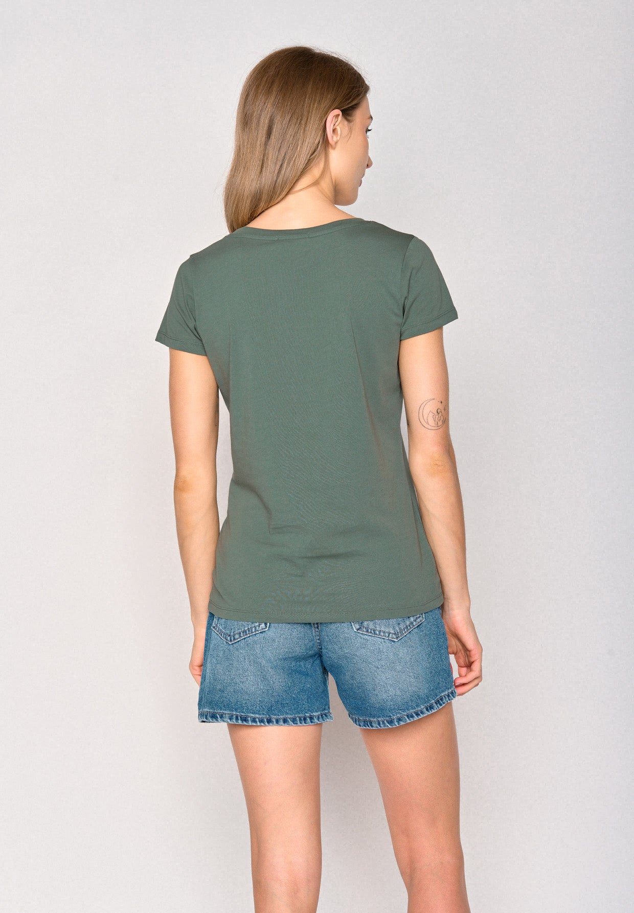 Grün:  Lässiges T-Shirt aus Bio-Baumwolle für Damen [17220]