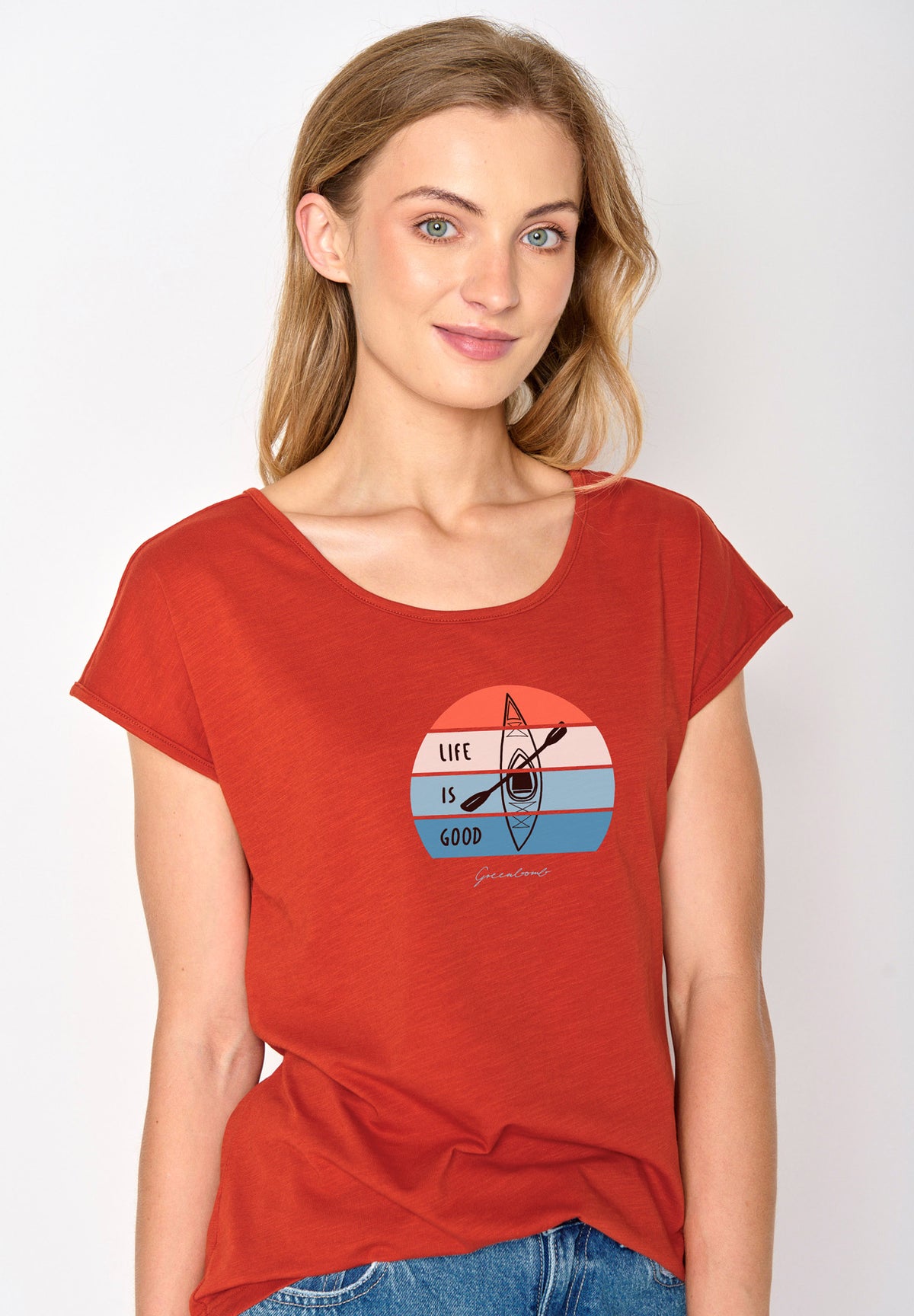 Clay Red: Lässiges T-Shirt aus Bio-Baumwolle für Damen [17238]