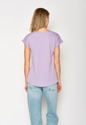 Lilac: Lässiges T-Shirt aus Bio-Baumwolle für Damen [17389]