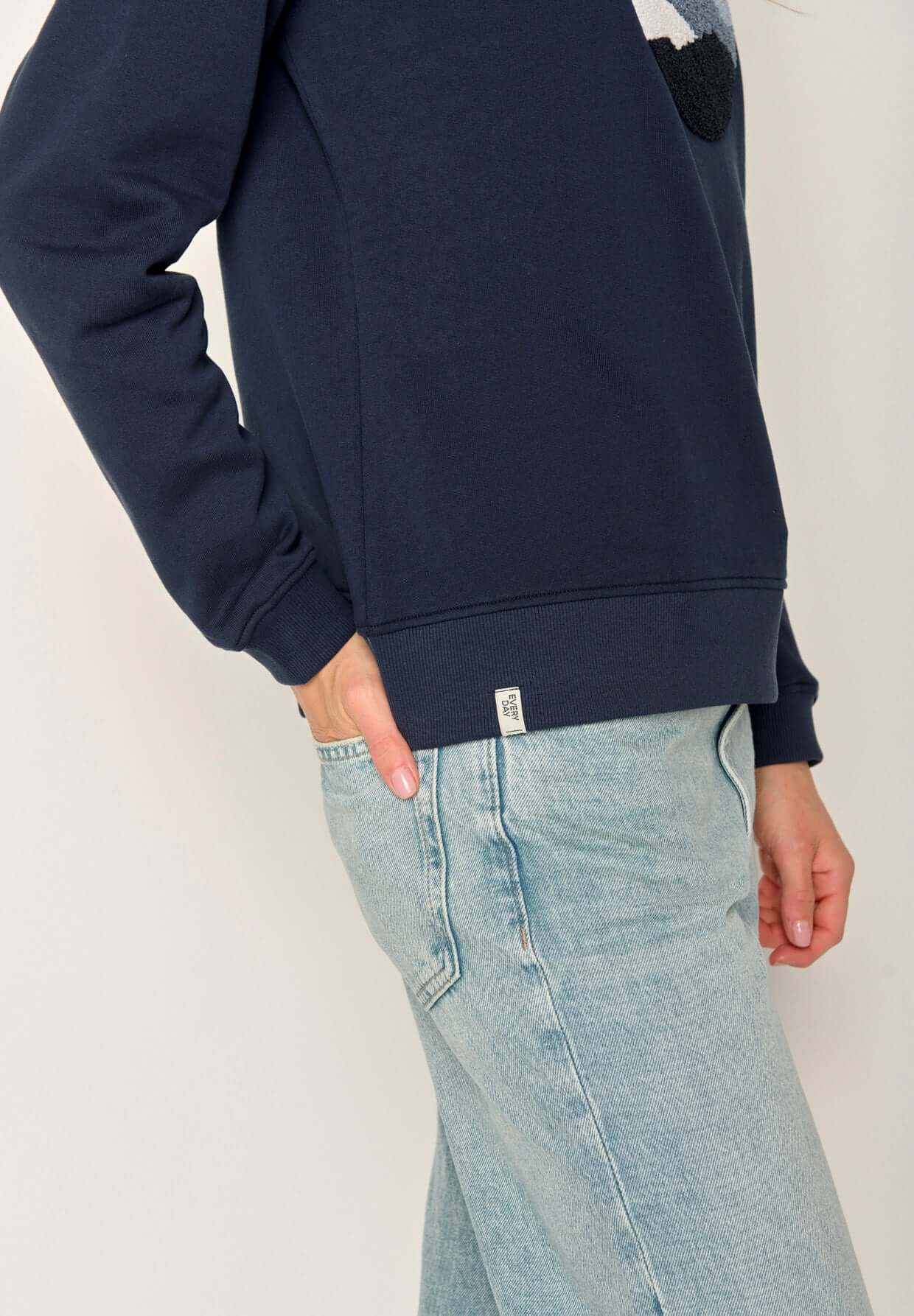 Blau:  Gemütliches Sweatshirt aus Bio-Baumwolle für Damen [17484]