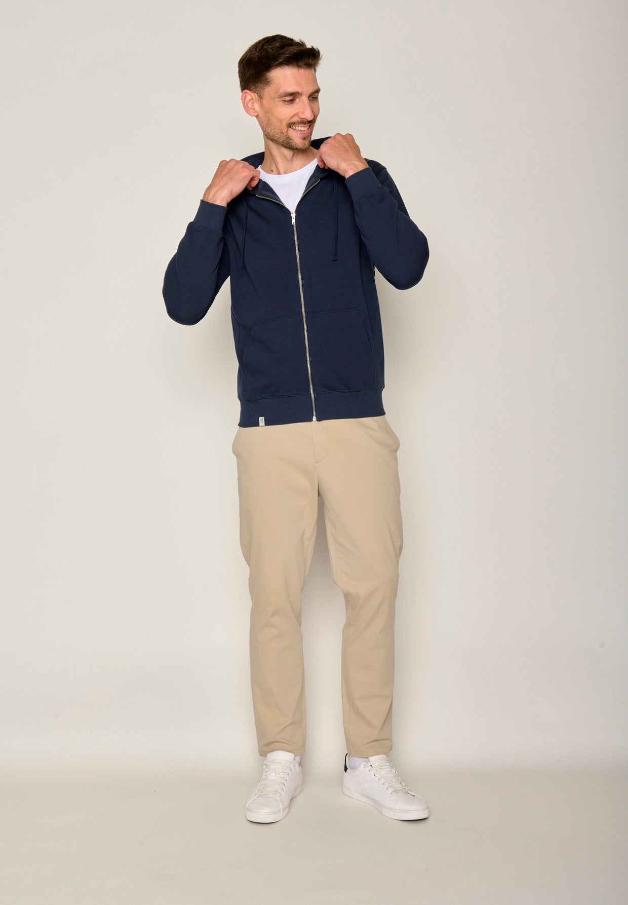Blau:  Sportliche Zipjacke aus Bio-Baumwolle für Herren [17521]