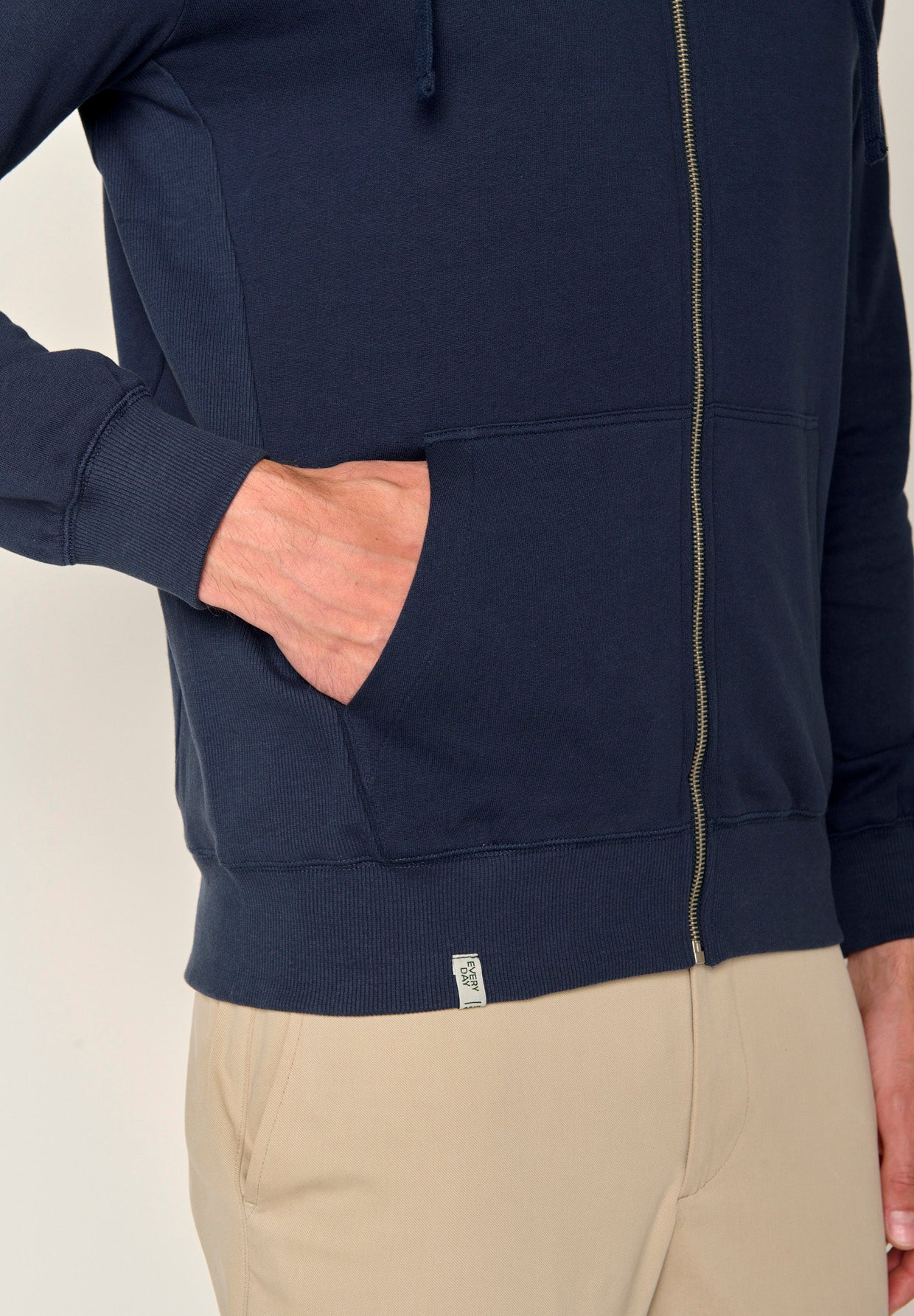 Blau:  Sportliche Zipjacke aus Bio-Baumwolle für Herren [17523]