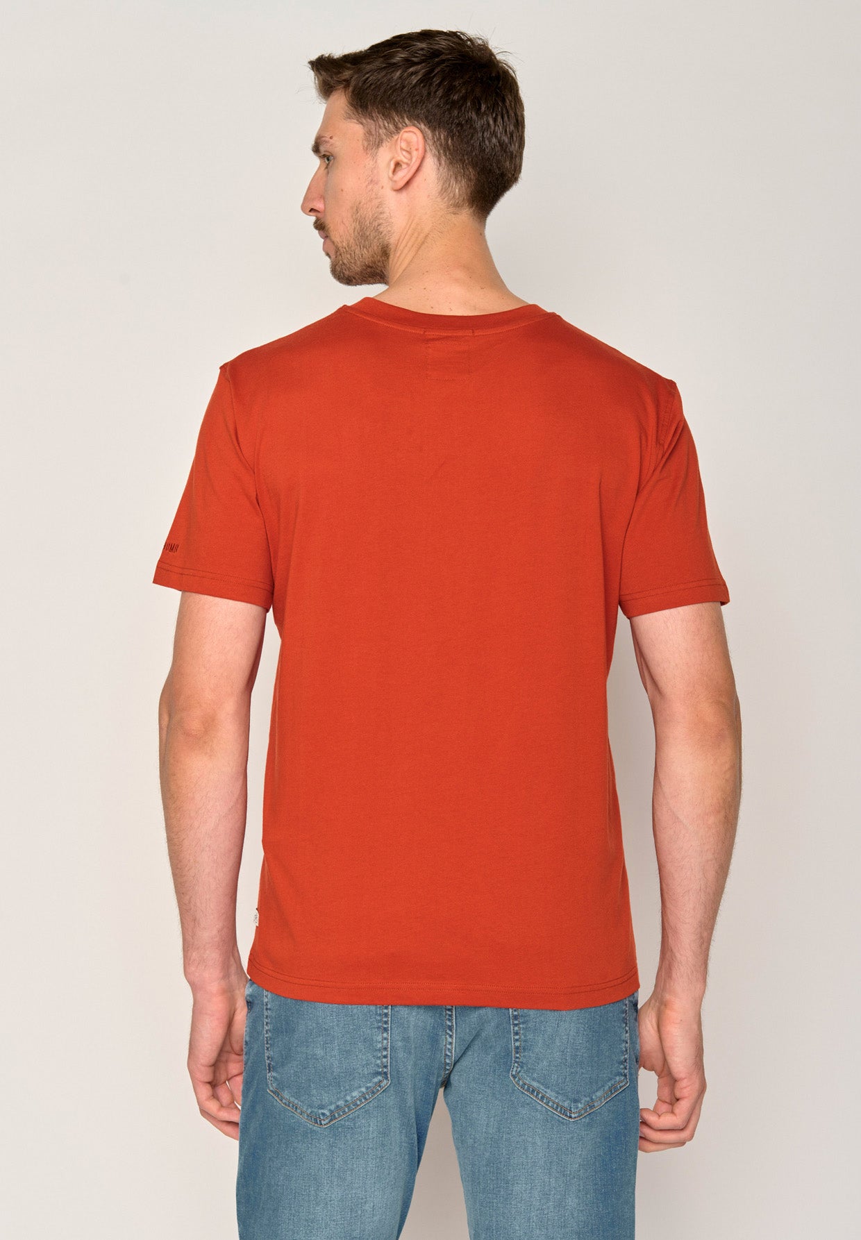 Clay Red: Lässiges Oversize-T-Shirt aus Bio-Baumwolle für Herren [17535]