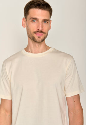 Creme White: Lässiges T-Shirt aus Bio-Baumwolle für Herren [17544]
