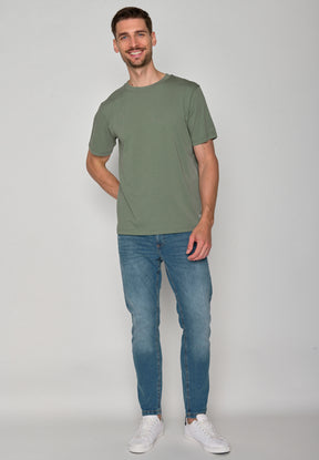 Pale Green: Lässiges Oversize-T-Shirt aus Bio-Baumwolle für Herren [17553]