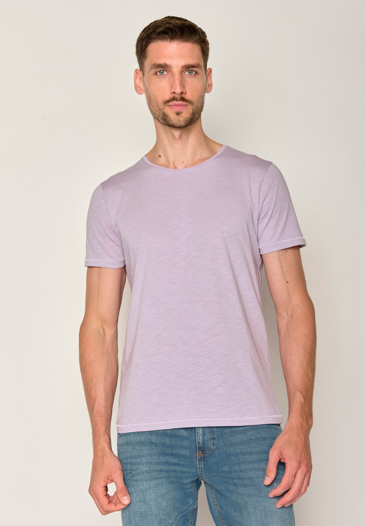 Lilac: Sportliches T-Shirt aus Bio-Baumwolle für Herren [17565]