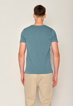 Sloppy Blue: Sportliches T-Shirt aus Bio-Baumwolle für Herren [17574]