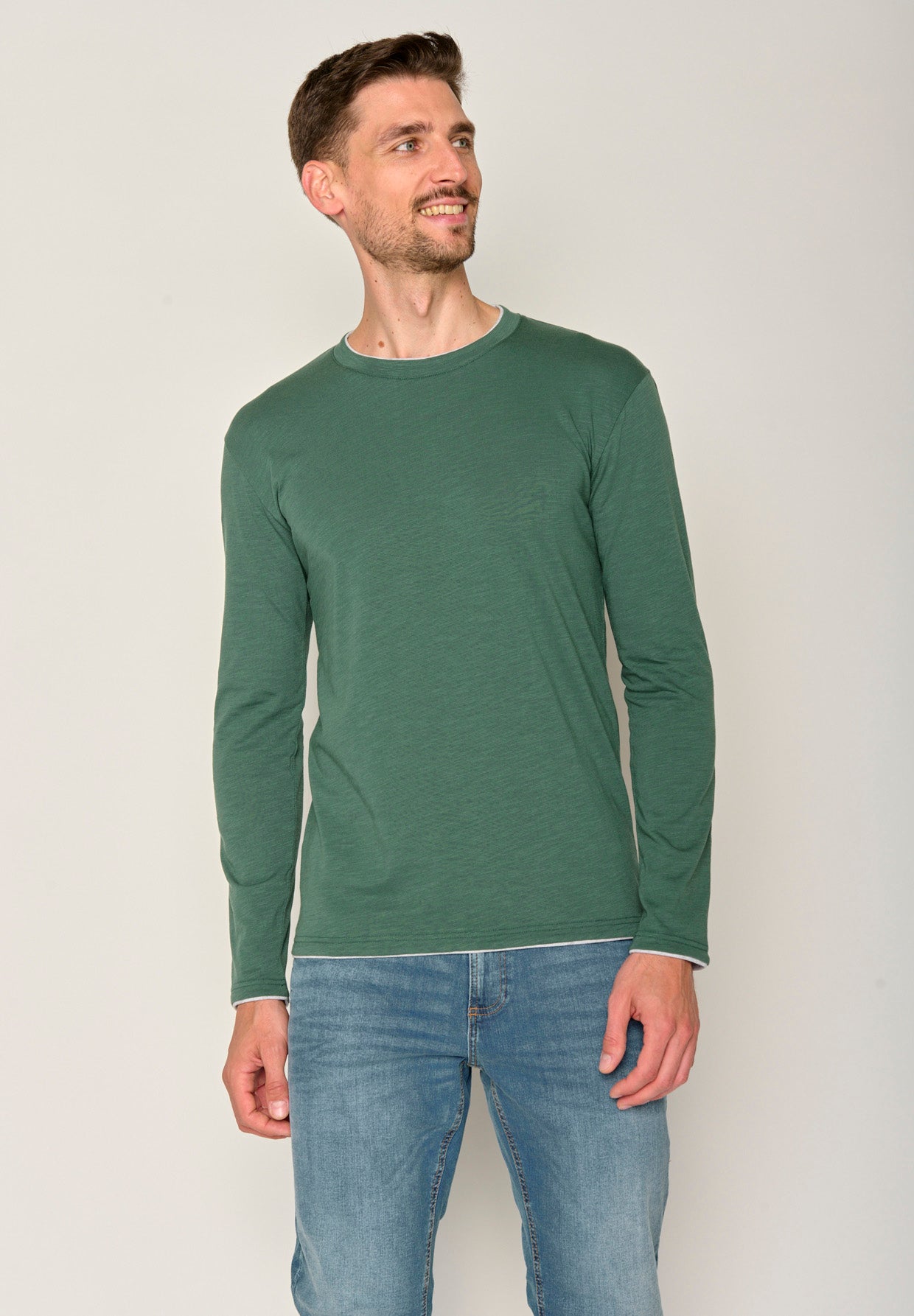 Grün:  Elegantes Longsleeve aus Bio-Baumwolle für Herren [17618]