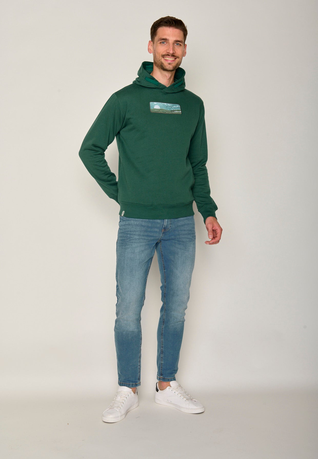 Jungle Green: Kuschliger Hoodie aus Bio-Baumwolle für Herren [17627]