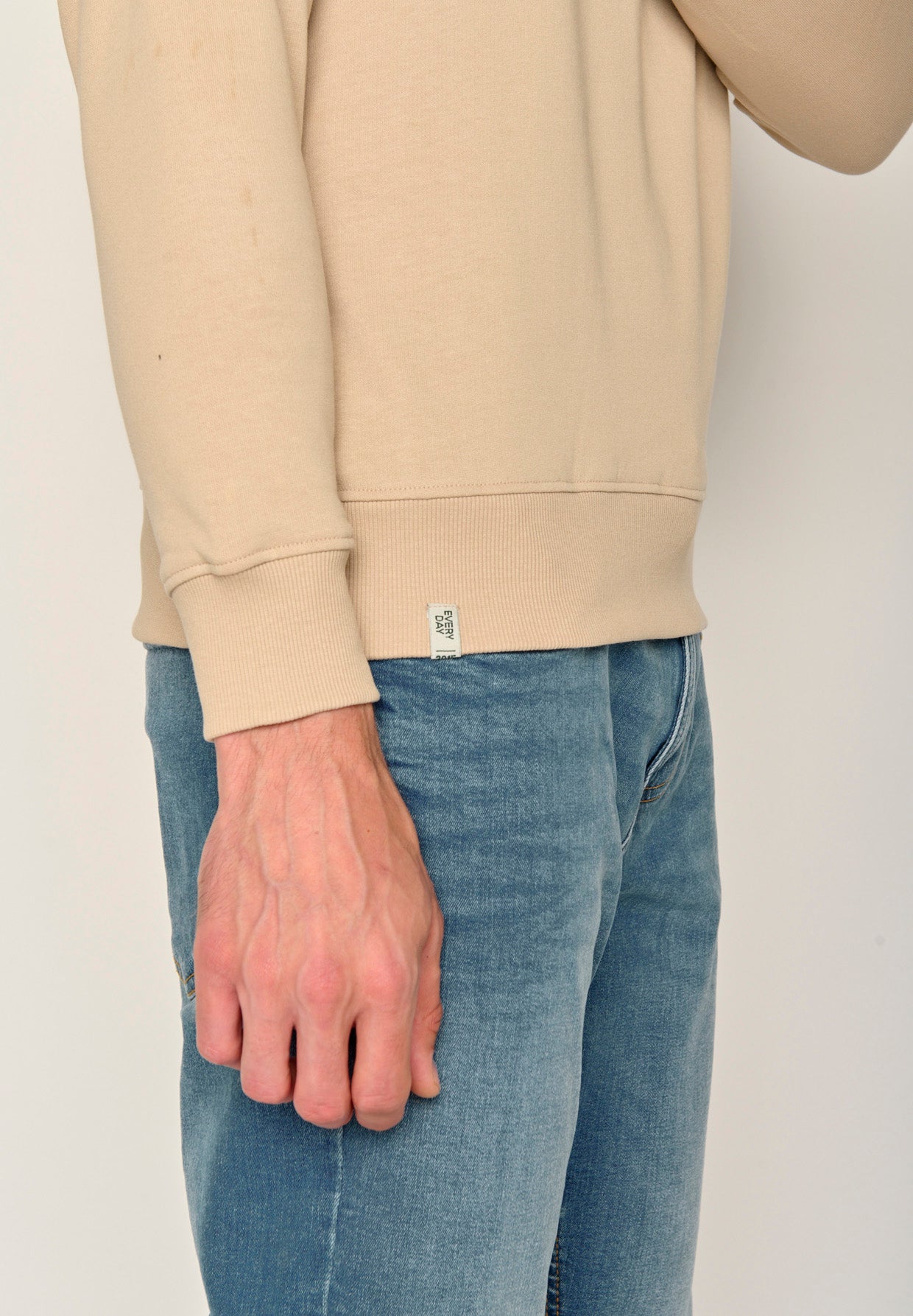 Latte: Gemütliches Sweatshirt aus Bio-Baumwolle für Herren [17643]