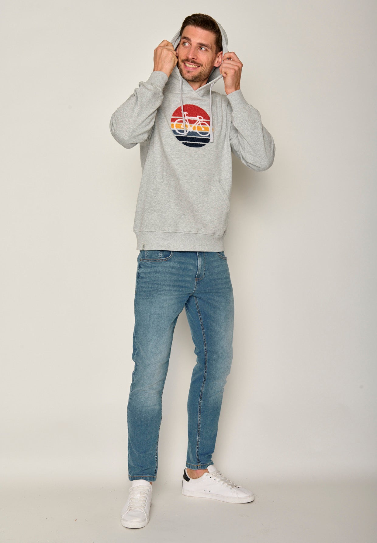 Grau:  Gemütlicher Hoodie aus Bio-Baumwolle für Herren [17650]