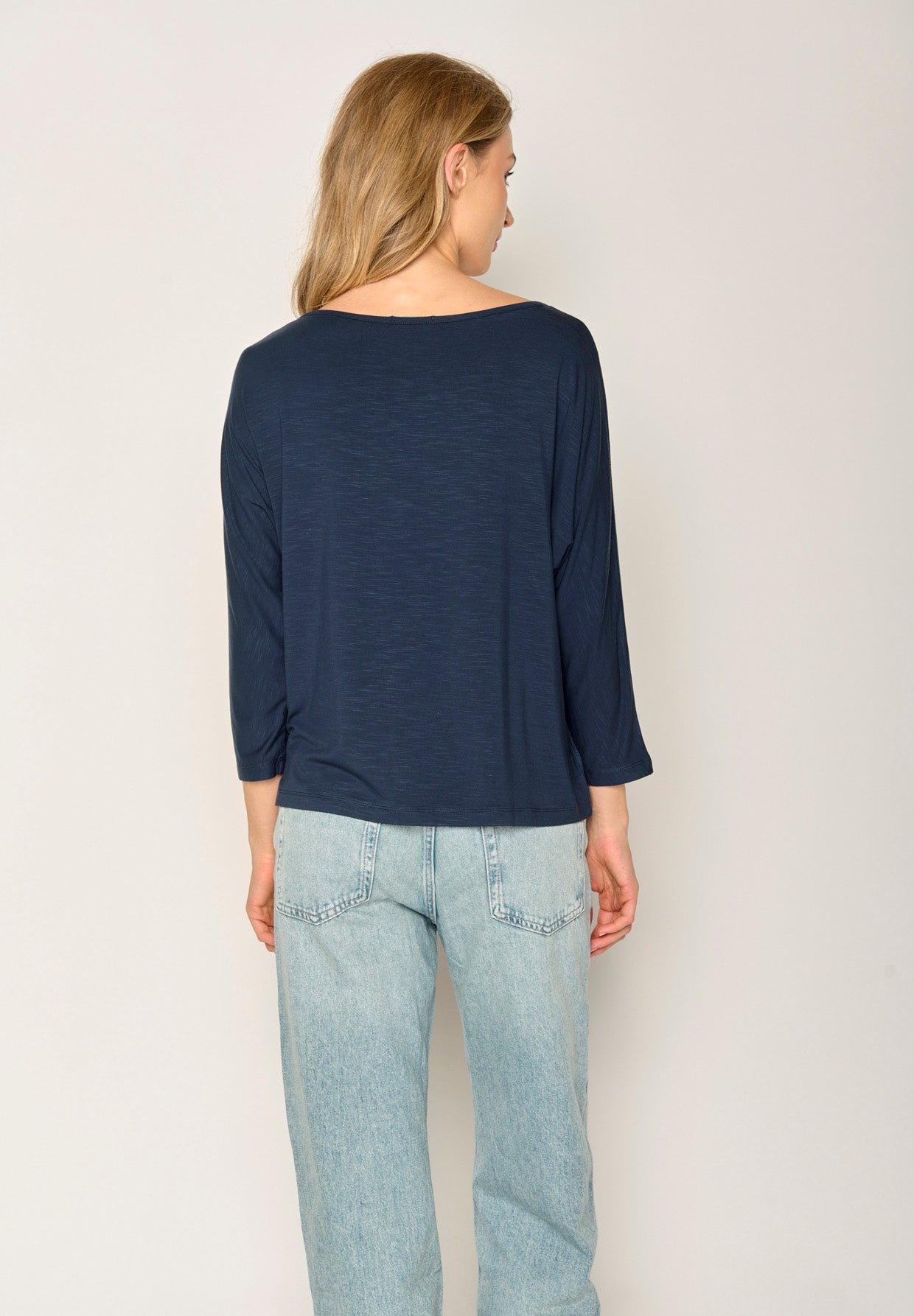 Navy Wash: Gemütliches Longsleeve aus Viskose (LENZING™ ECOVERO™) Mix für Damen [17758]