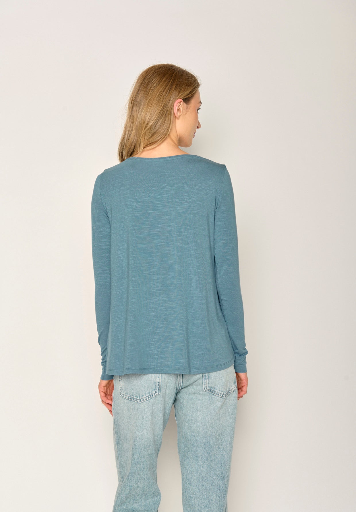 Blau:  Lässiges Longsleeve aus Viskose (LENZING™ ECOVERO™) Mix für Damen [17775]