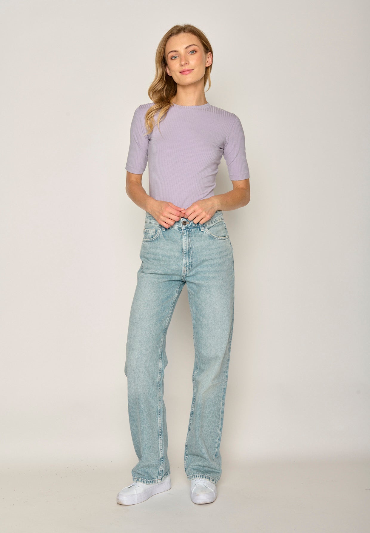 Lilac: Sportliches Longsleeve aus LENZING™ TENCEL™ Mix für Damen [17820]