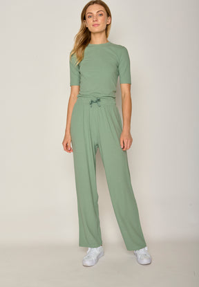 Pale Green: Lässige Hose aus LENZING™ ECOVERO™ für Damen [17861]