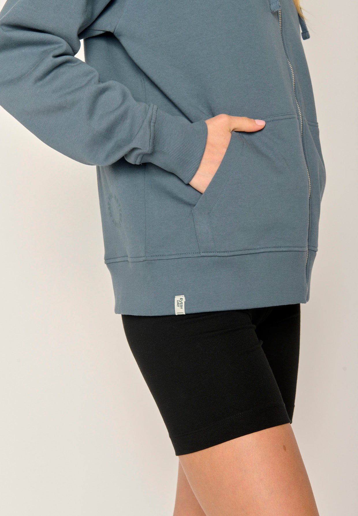 Blau:  Lässige Sweatjacke aus Baumwolle für Damen [17884]