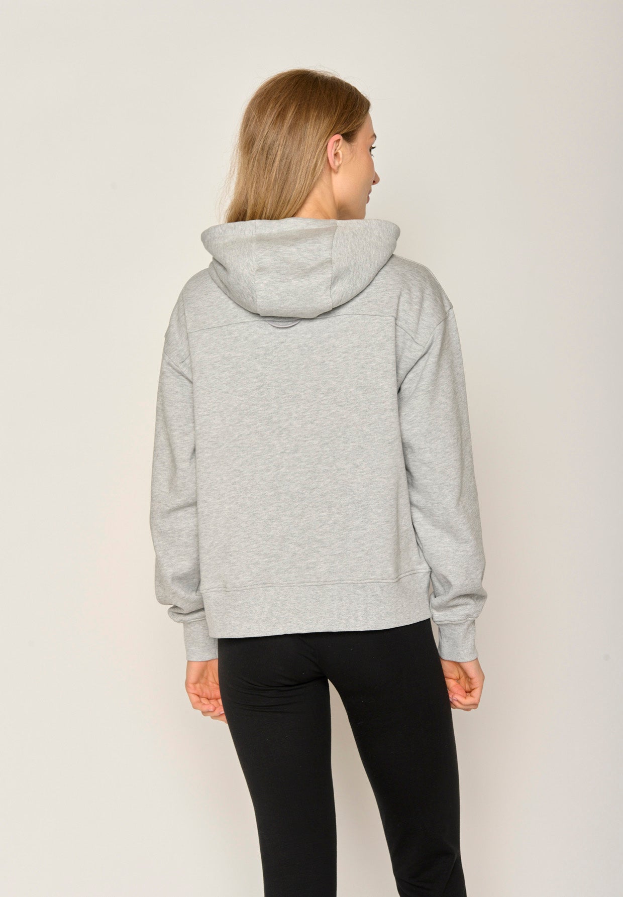 Grau:  Gemütlicher Hoodie aus Bio-Baumwoll Mix für Damen [17909]