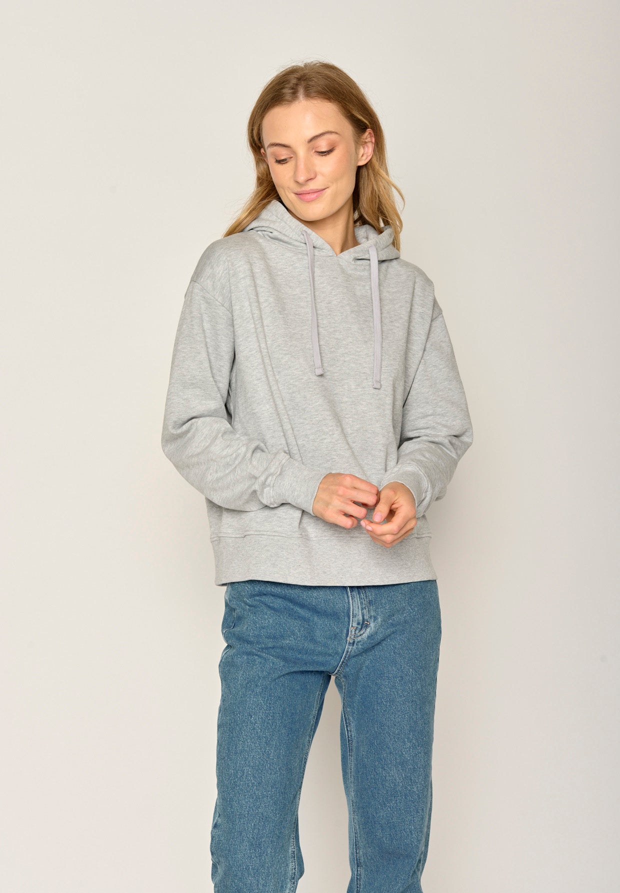 Grau:  Gemütlicher Hoodie aus Bio-Baumwoll Mix für Damen [17929]