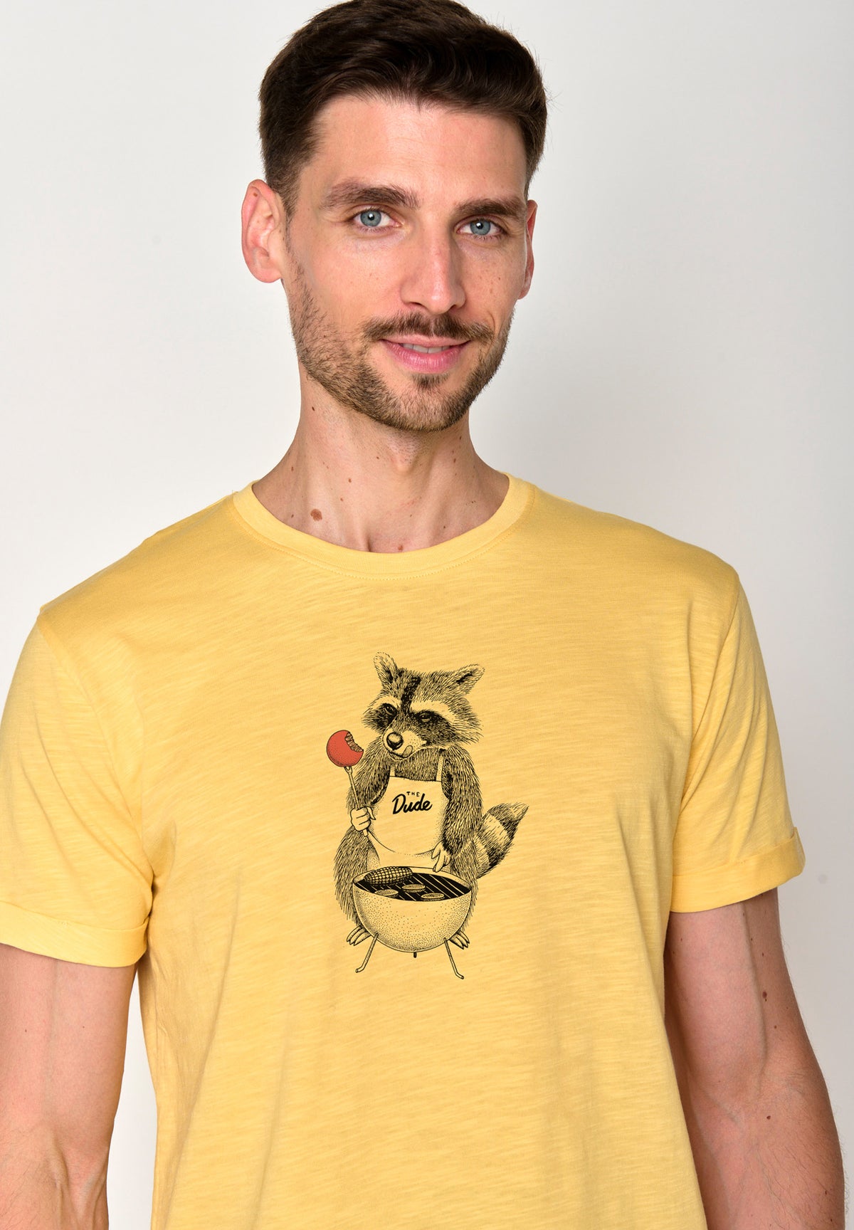 Pastel Yellow: Lässiges T-Shirt aus Bio-Baumwoll Mix für Herren [18082]