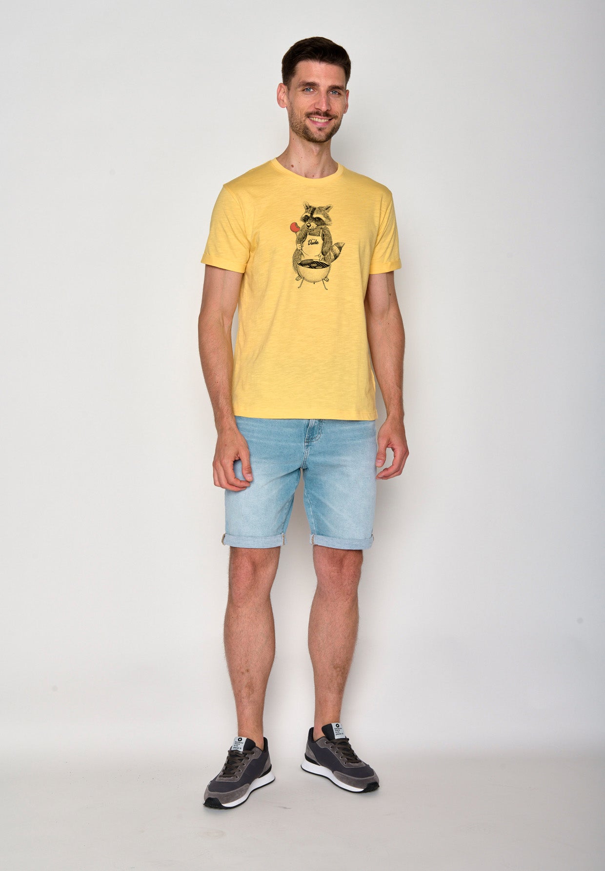 Pastel Yellow: Lässiges T-Shirt aus Bio-Baumwoll Mix für Herren [18083]