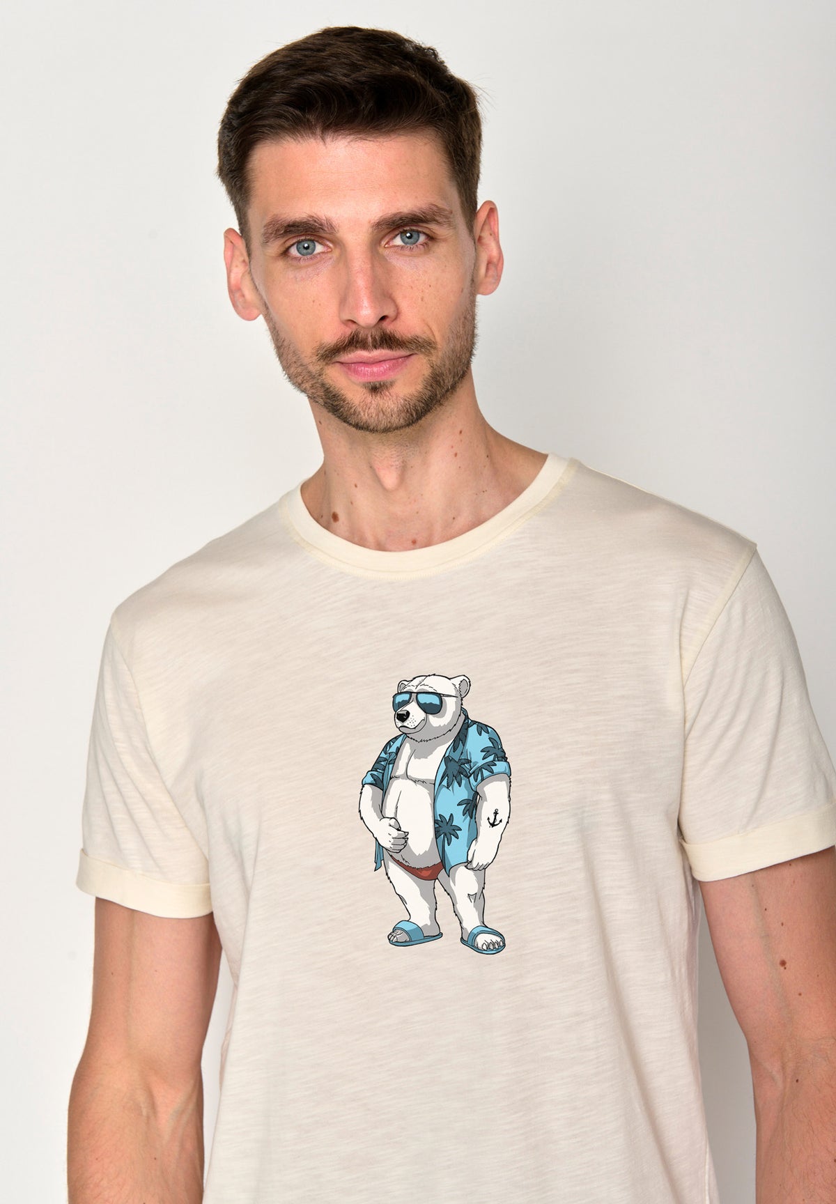 Creme White: Lässiges T-Shirt aus Bio-Baumwoll Mix für Herren [18095]