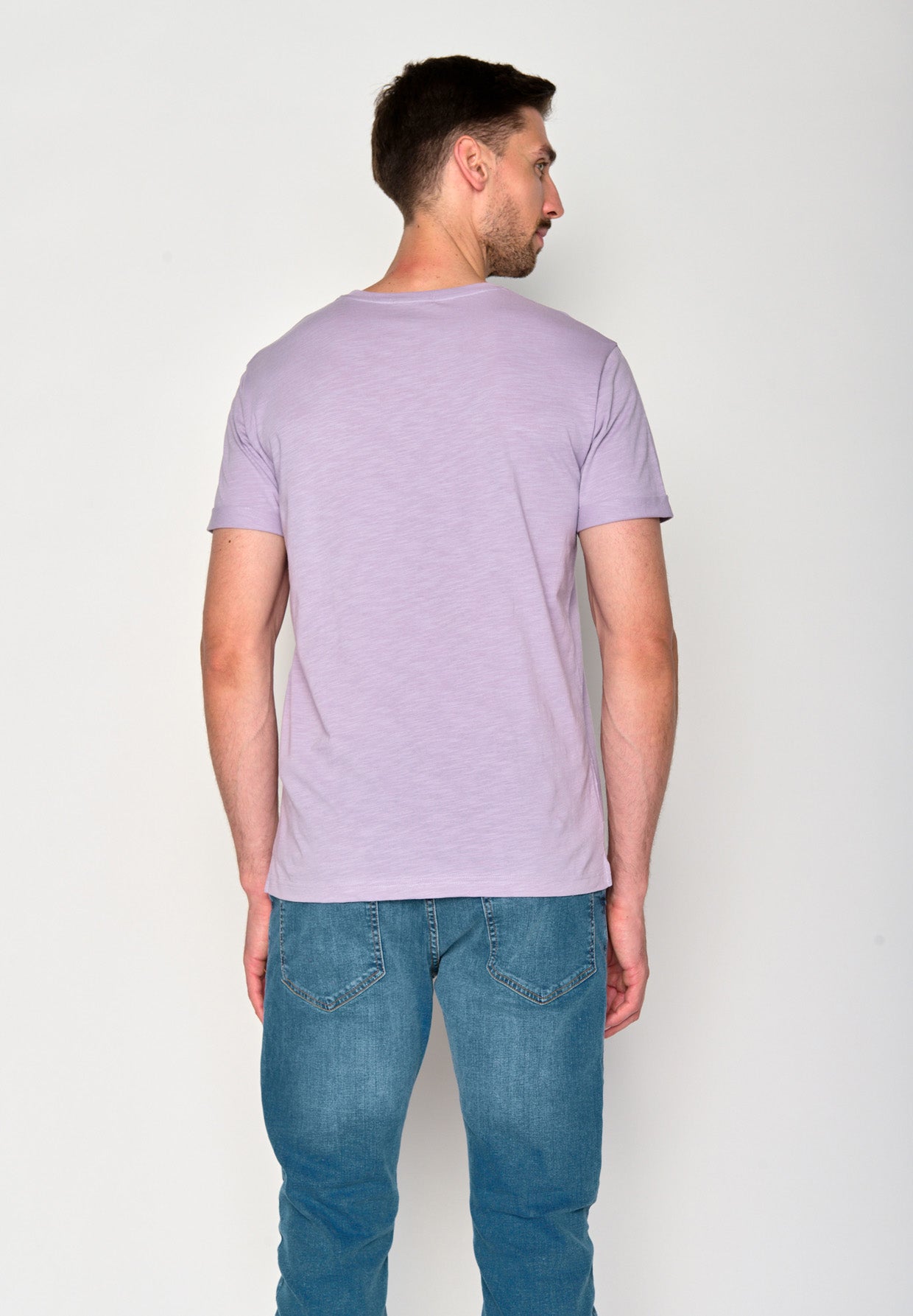 Lila:  Lässiges T-Shirt aus Bio-Baumwoll Mix für Herren [18202]