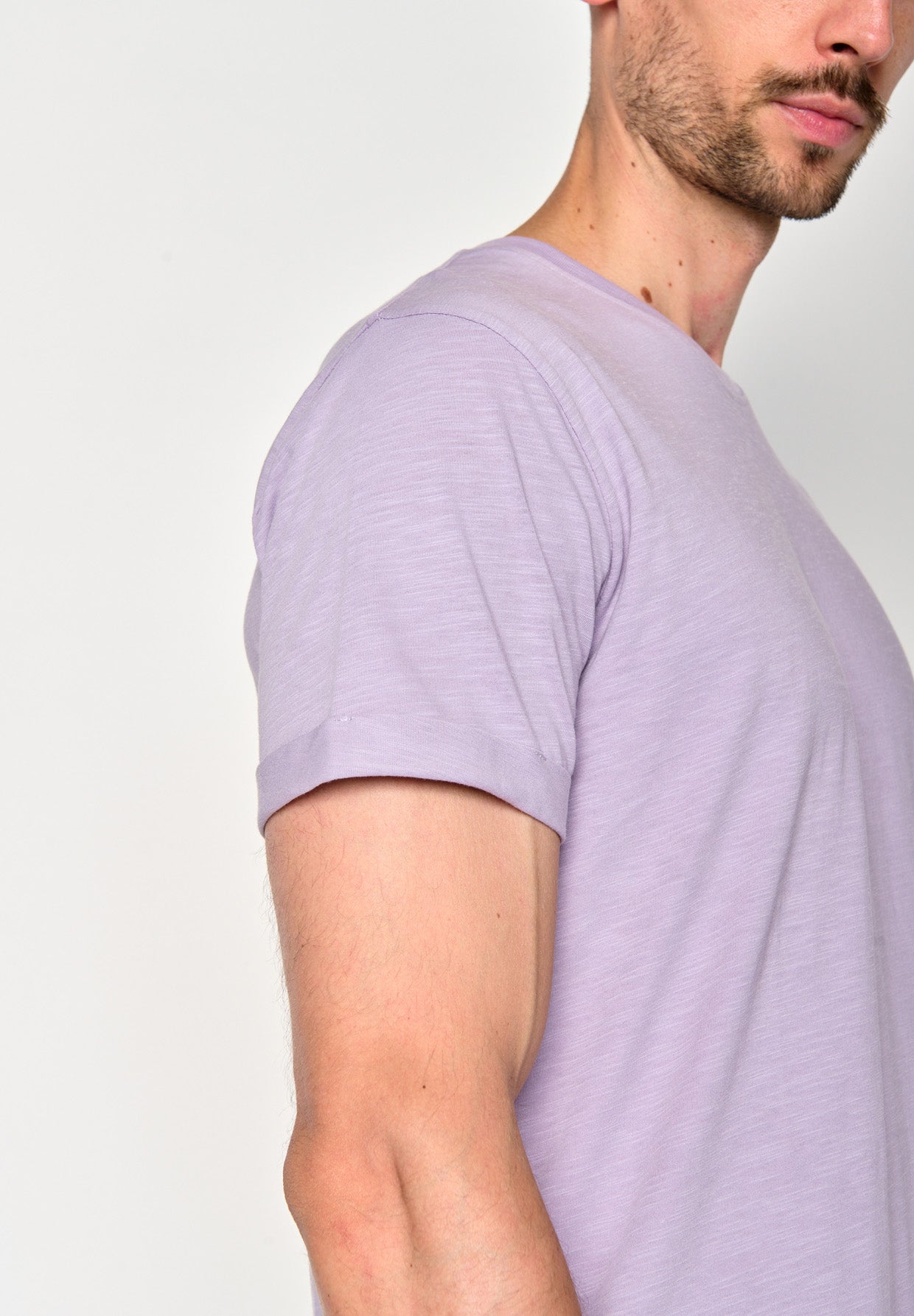Lila:  Lässiges T-Shirt aus Bio-Baumwoll Mix für Herren [18205]