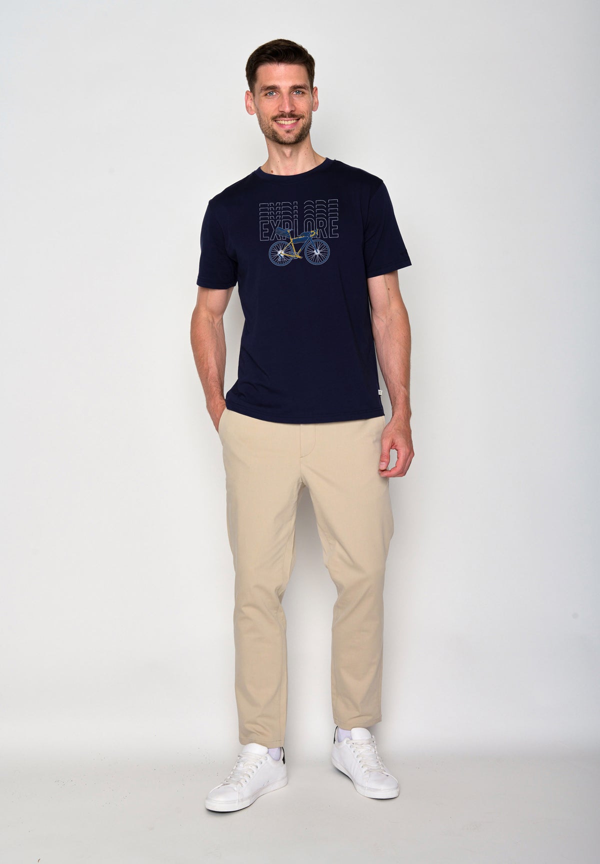 Blau:  Lässiges T-Shirt aus Bio-Baumwolle für Herren [18247]