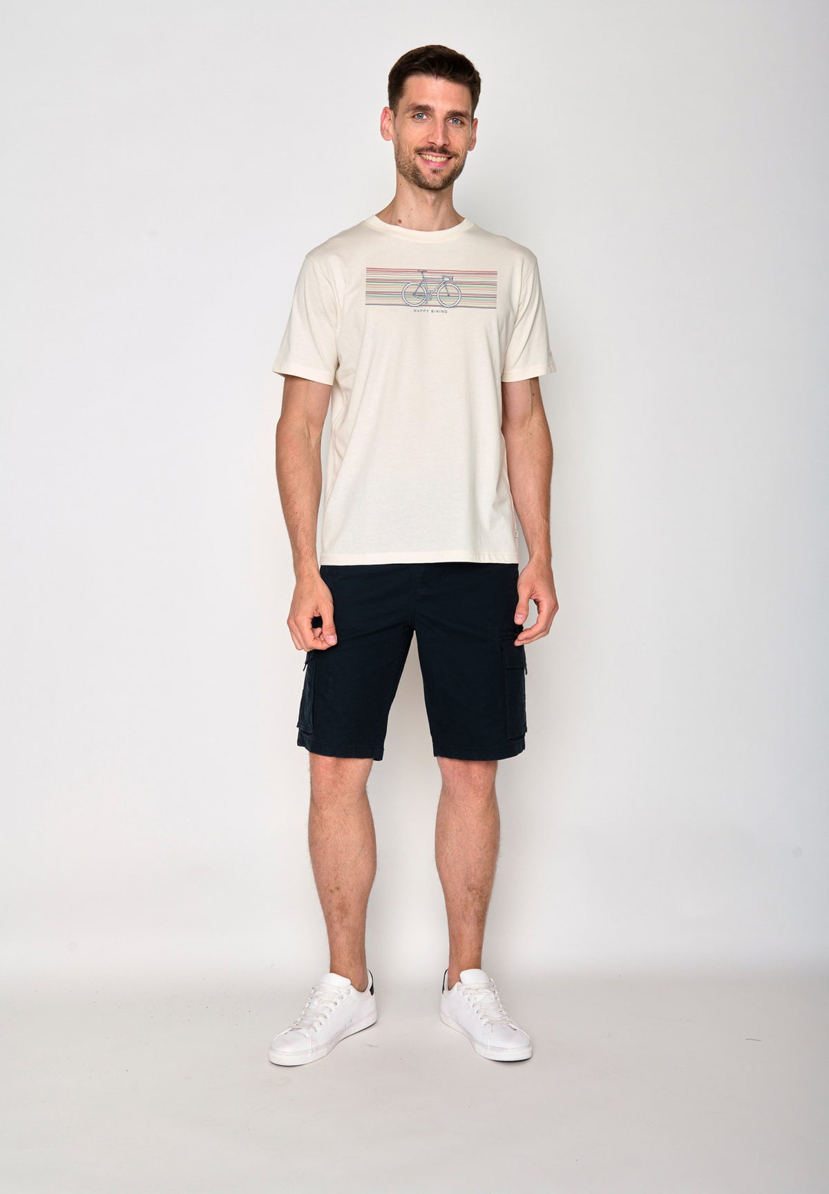 Creme White: Lässiges Oversize-T-Shirt aus Bio-Baumwolle für Herren [18279]