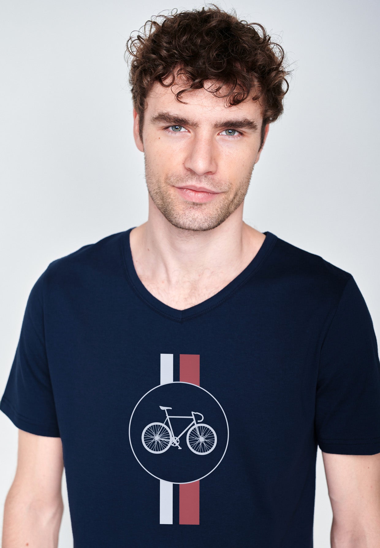 Navy: Lässiges T-Shirt aus Bio-Baumwolle für Herren [18326]