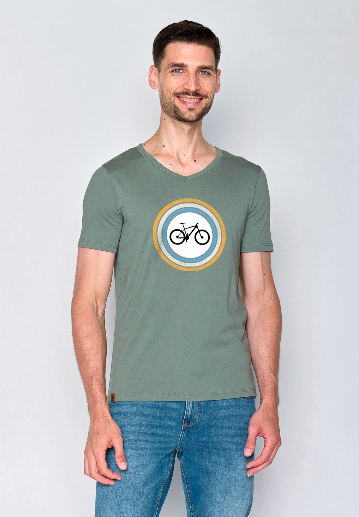 Pale Green: Lässiges T-Shirt aus Bio-Baumwolle für Herren [18434]