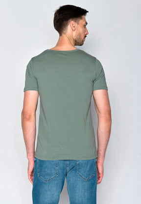Pale Green: Lässiges T-Shirt aus Bio-Baumwolle für Herren [18435]