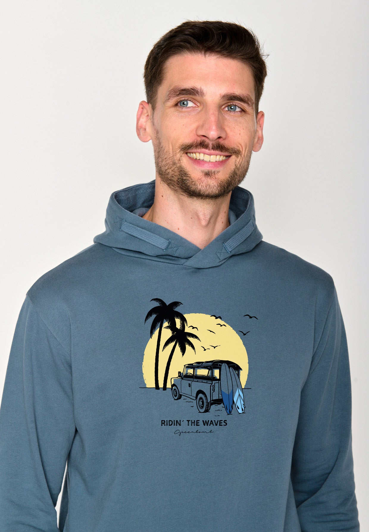 Vintage Blue: Kuschliger Hoodie aus Bio-Baumwolle für Herren [18508]
