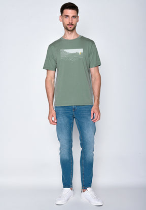 Pale Green: Lässiges Oversize-T-Shirt aus Bio-Baumwolle für Herren [18514]