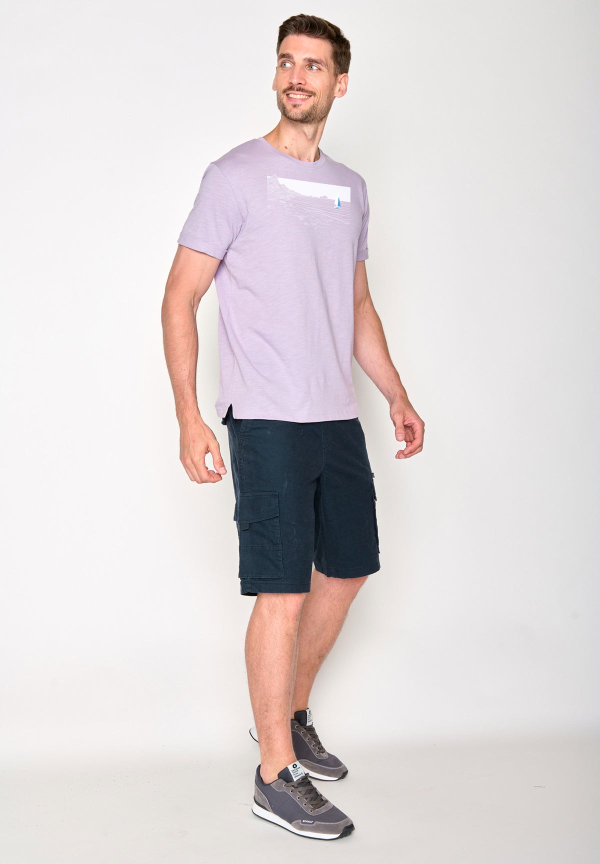 Lilac: Lässiges T-Shirt aus Bio-Baumwoll Mix für Herren [18538]