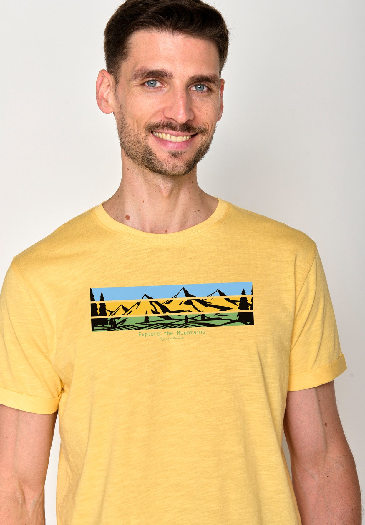 Pastel Yellow: Lässiges T-Shirt aus Bio-Baumwoll Mix für Herren [18559]