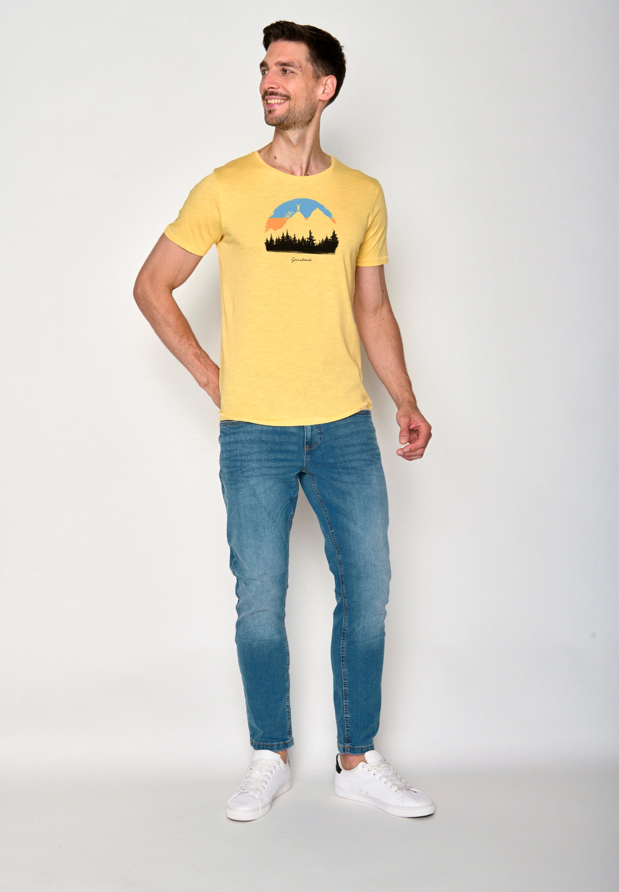 Pastel Yellow: Sportliches T-Shirt aus Bio-Baumwolle für Herren [18625]