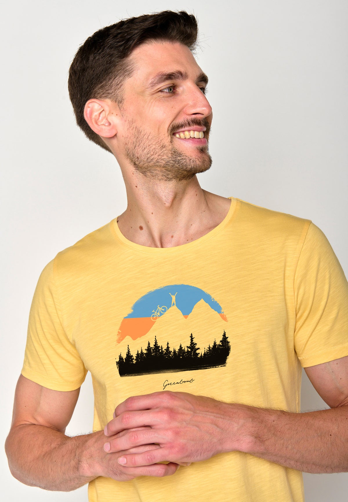 Pastel Yellow: Sportliches T-Shirt aus Bio-Baumwolle für Herren [18629]