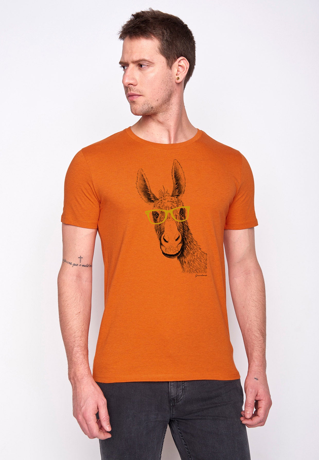 Black Heather Orange: Sportliches T-Shirt aus Bio-Baumwolle für Herren [18752]