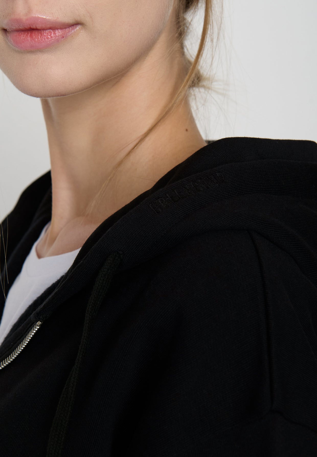 Schwarz:  Lässige Sweatjacke aus Baumwolle für Damen [19030]
