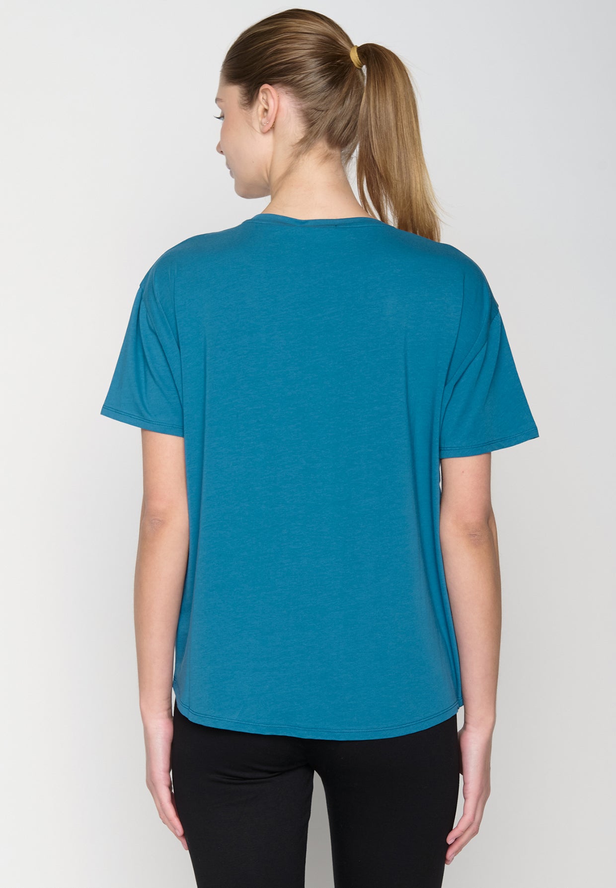 Rich Blue: Lässiges T-Shirt aus Bio-Baumwoll-Mix für Damen [19075]