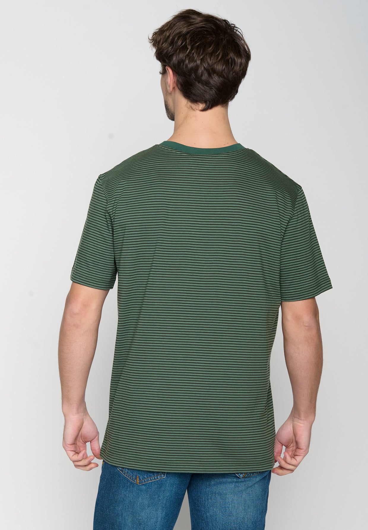 Forest Stripes: Lässiges Oversize-T-Shirt aus Bio-Baumwolle für Herren [19112]